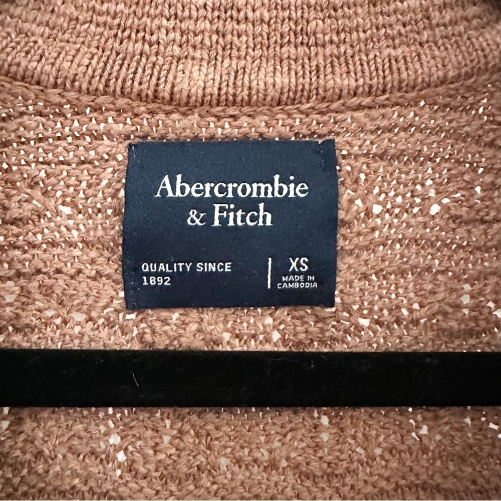 Abercrombie & Fitch Men's Camp Collar Cropped 2-Button
Sweater Polo Brown Sz XS - Picture 6 of 6